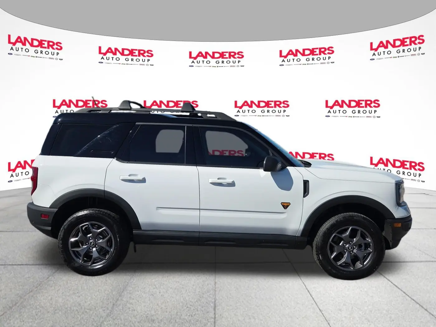 2022 Ford Bronco - $26,995