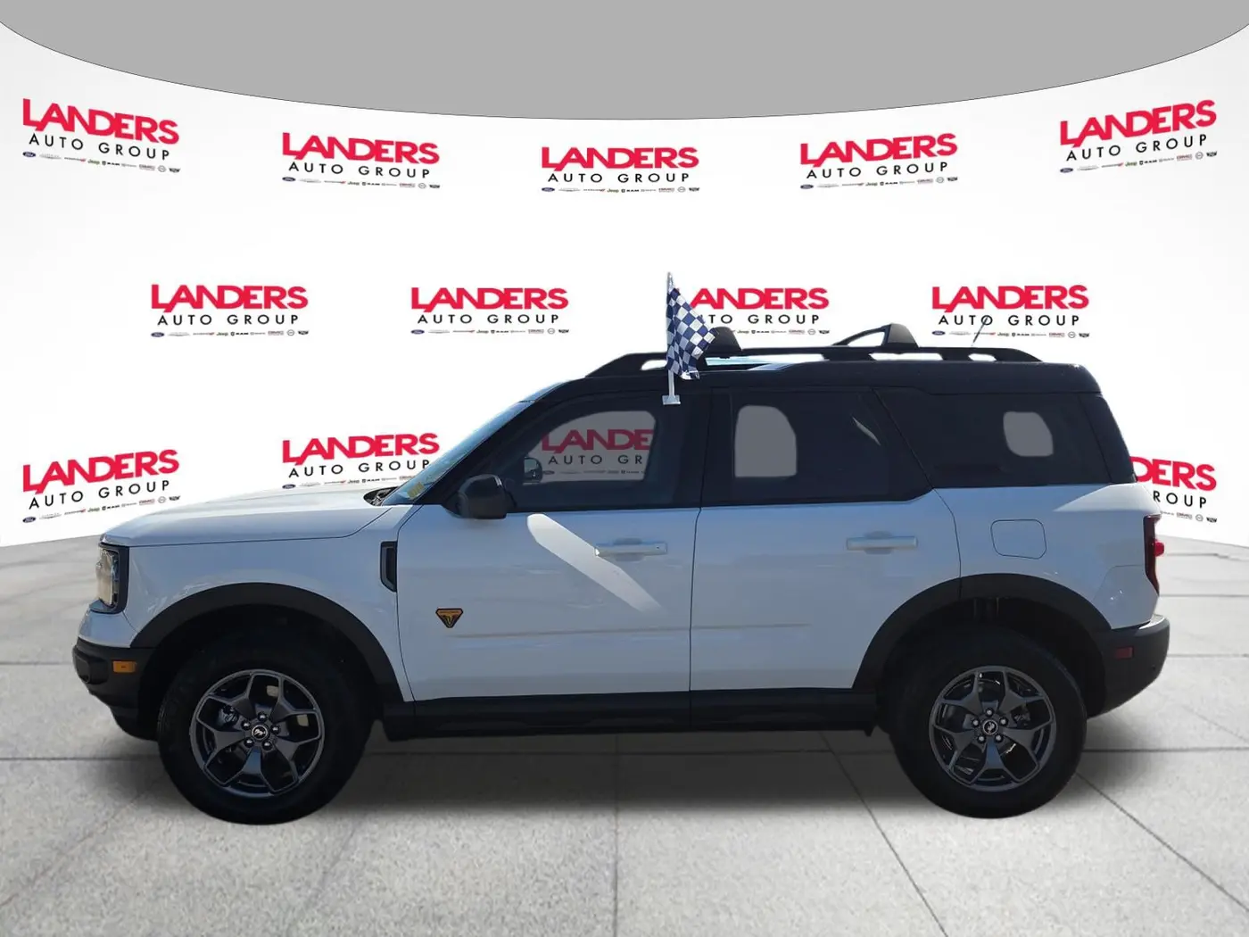 2022 Ford Bronco - $26,995
