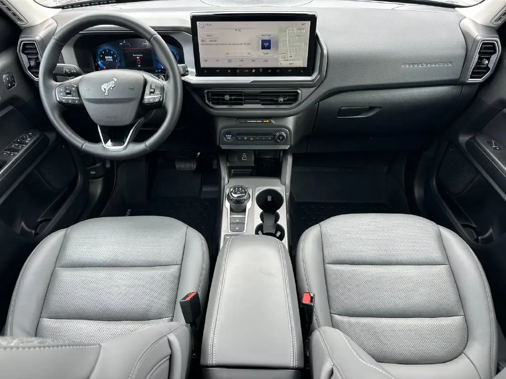 2025 Ford Bronco - $32,750