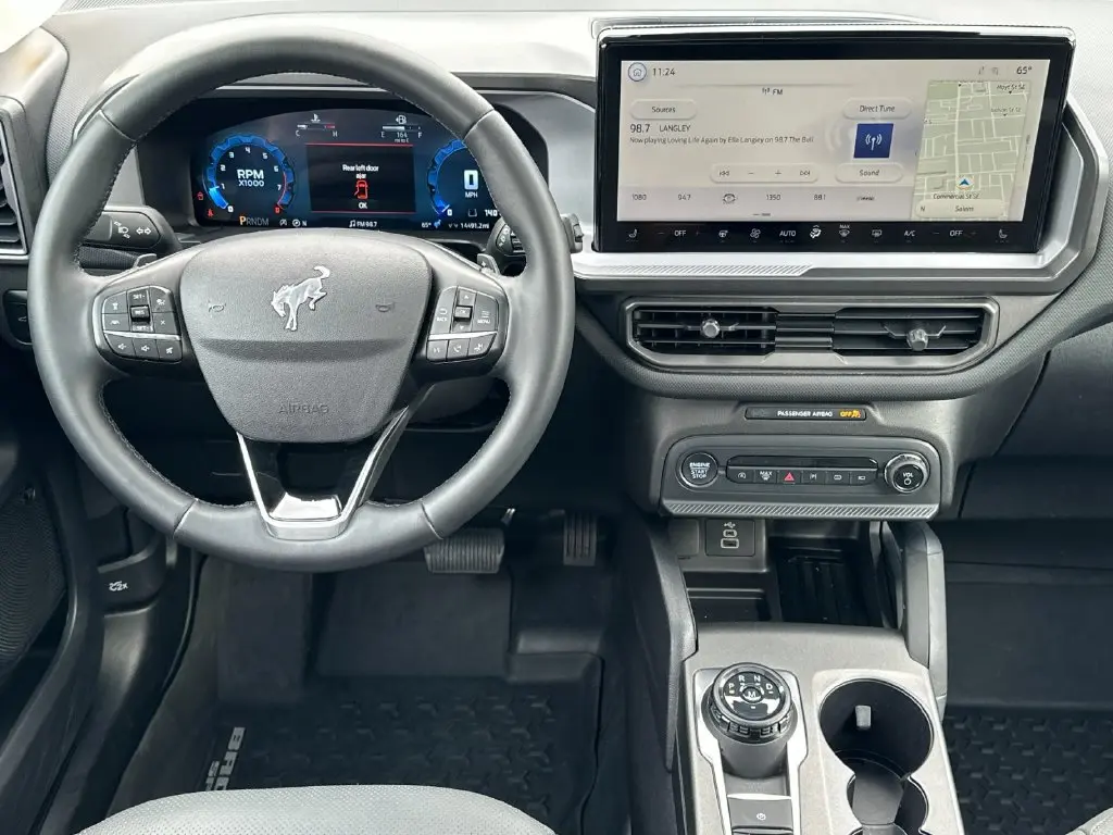 2025 Ford Bronco - $32,750