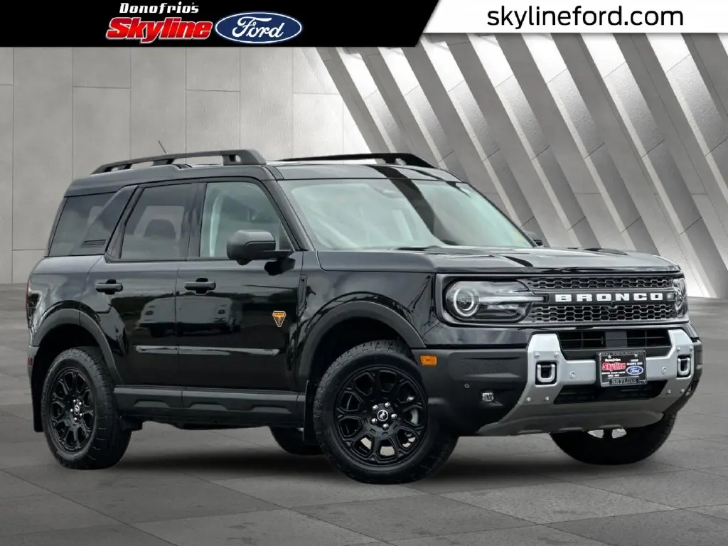 2025 Ford Bronco - $32,750
