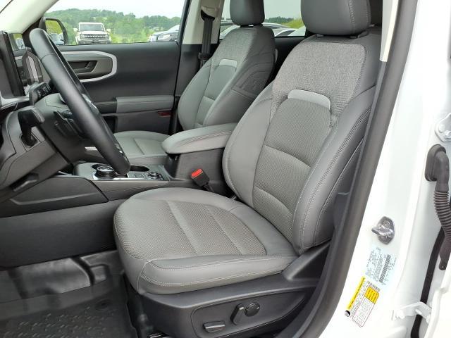 2025 Ford Bronco - $31,990