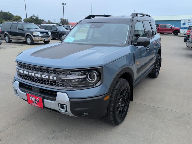 2025 Ford Bronco - $32,975