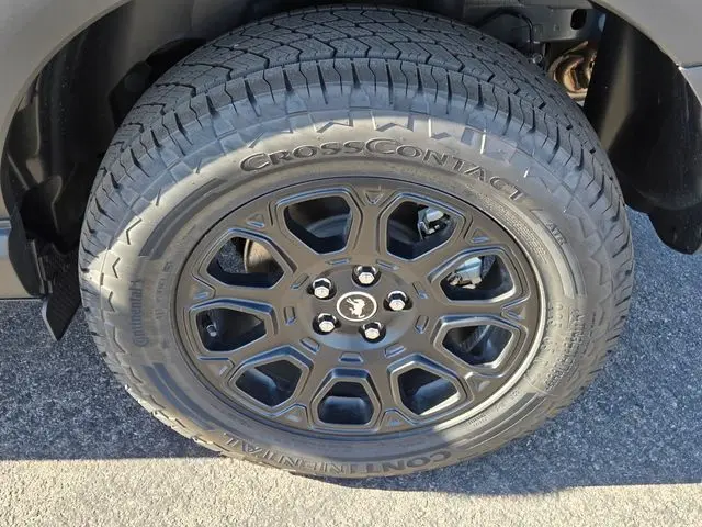 2025 Ford Bronco - $35,372