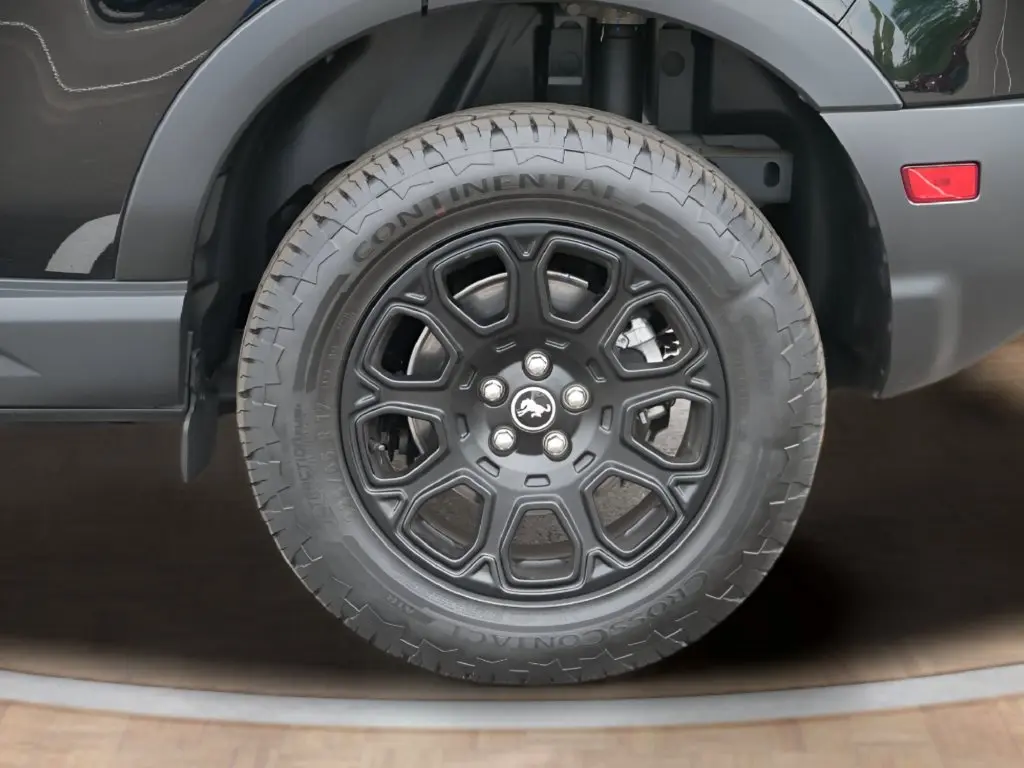 2025 Ford Bronco - $34,850