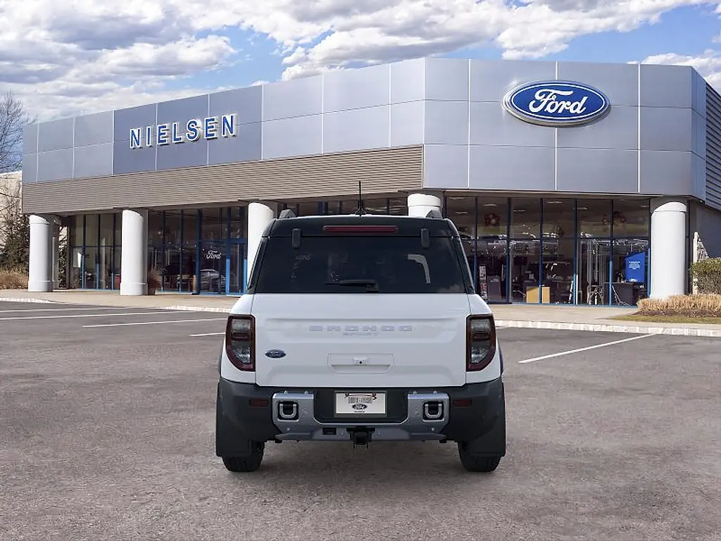 2026 Ford Bronco - $41,995