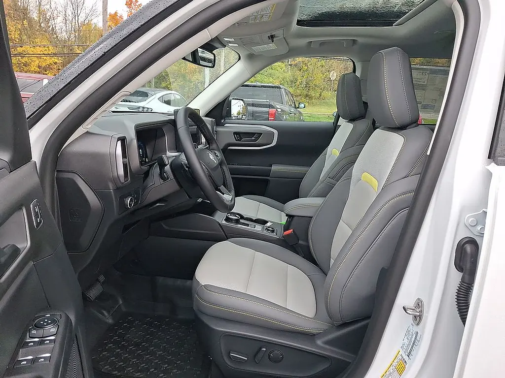 2026 Ford Bronco - $41,995