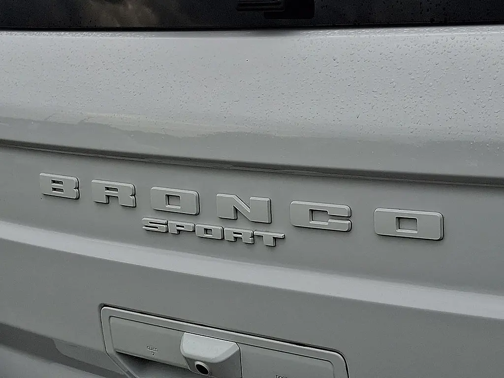 2026 Ford Bronco - $41,995