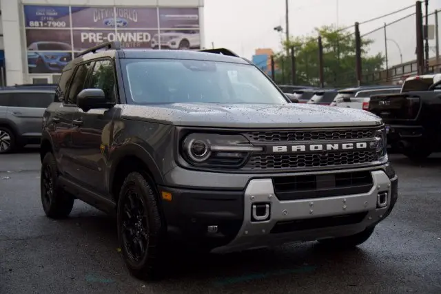 2025 Ford Bronco - $33,749