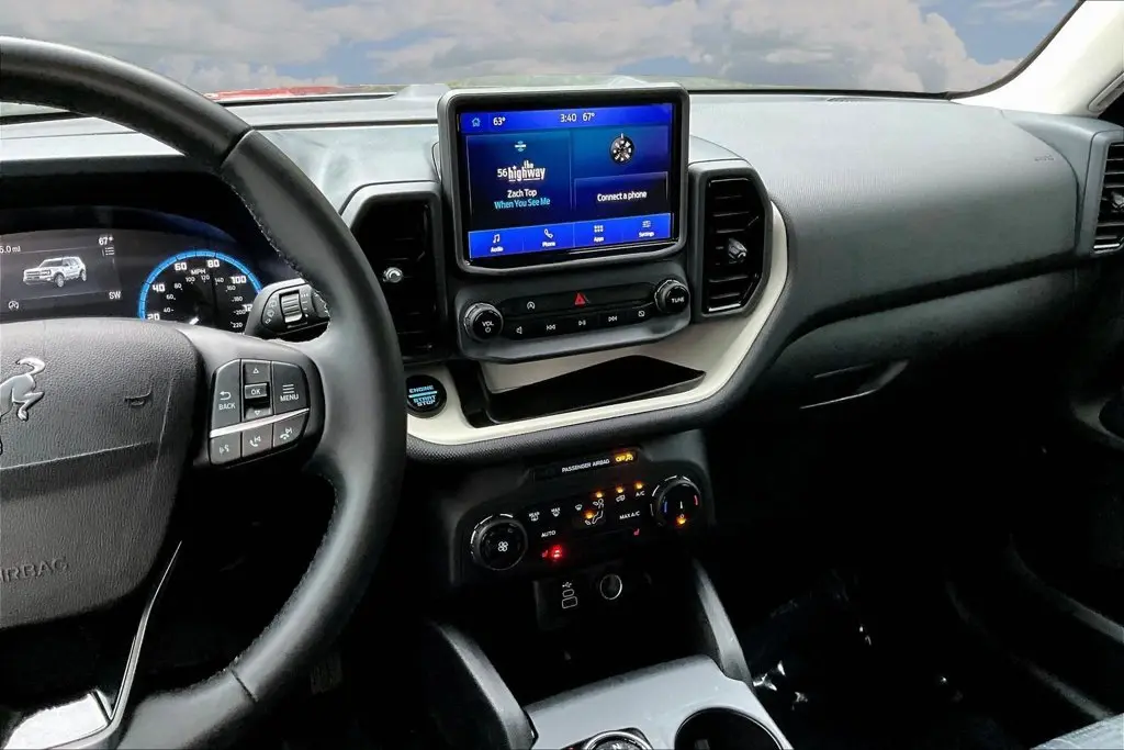 2024 Ford Bronco - $27,998