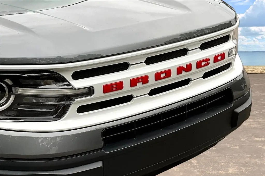 2024 Ford Bronco - $27,998