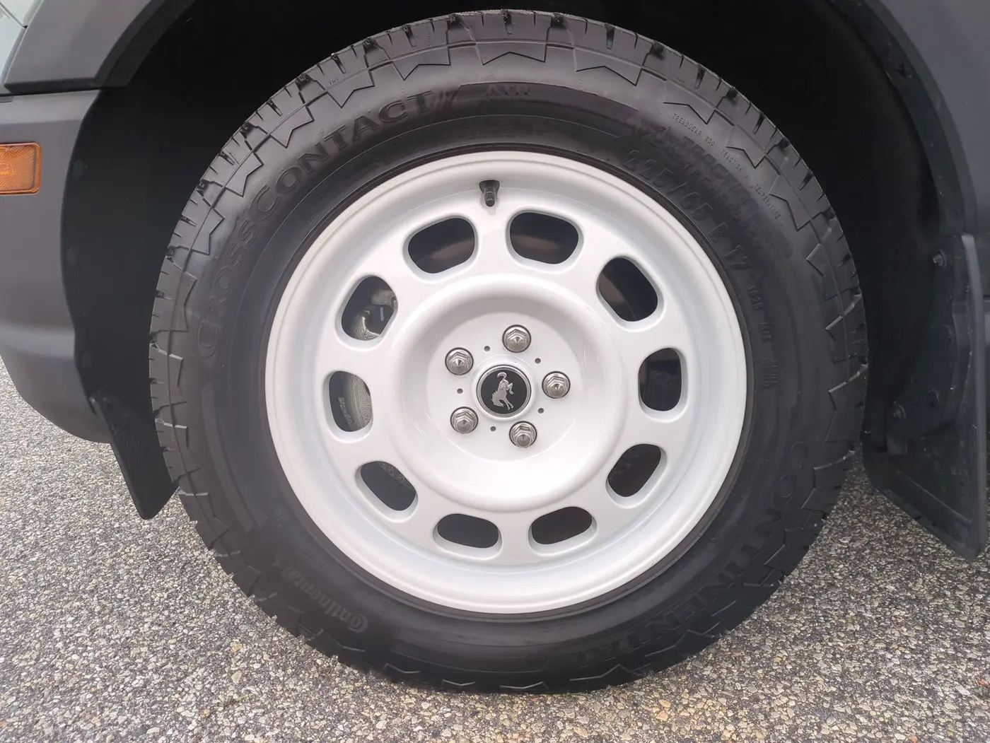2024 Ford Bronco - $28,590