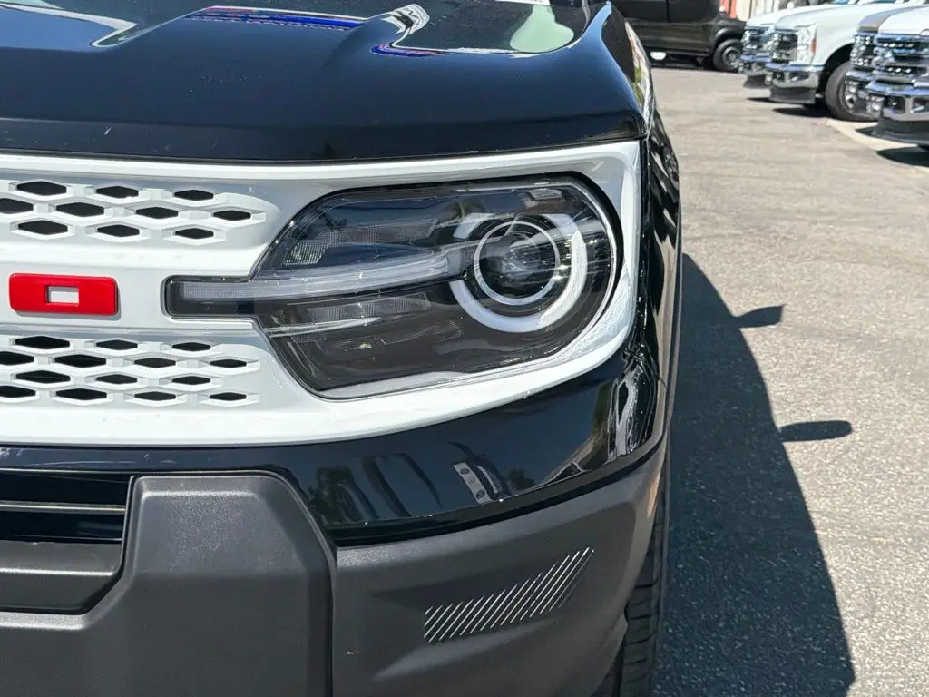 2026 Ford Bronco - $34,998