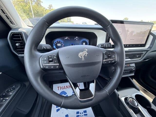 2025 Ford Bronco - $32,950