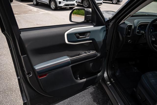 2025 Ford Bronco - $32,500