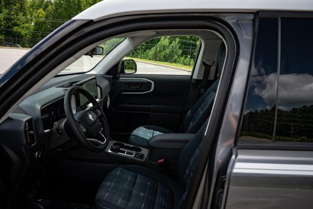 2025 Ford Bronco - $32,500