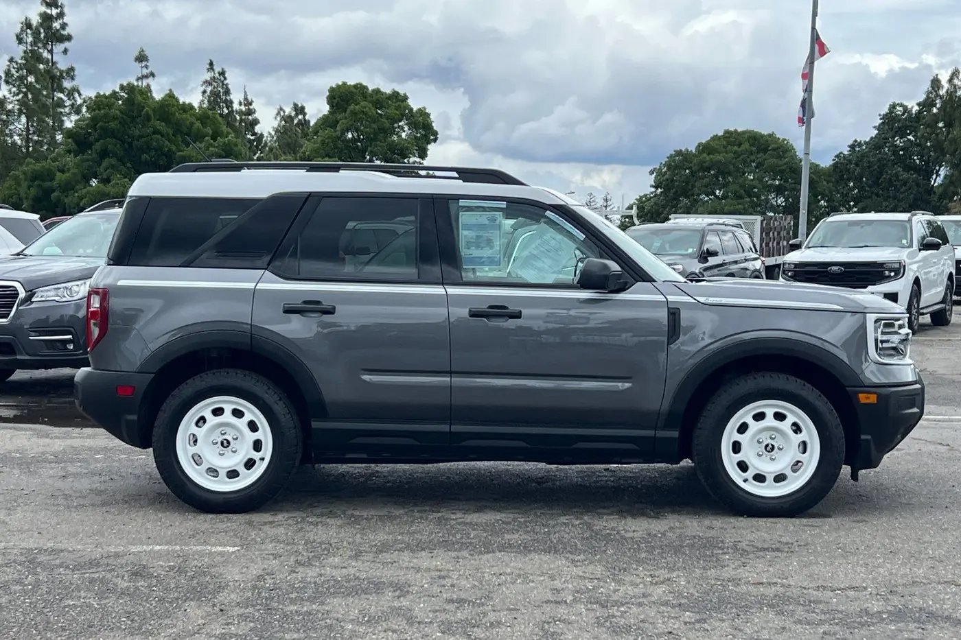 2025 Ford Bronco - $28,895