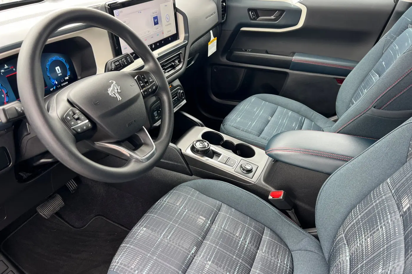 2025 Ford Bronco - $28,895