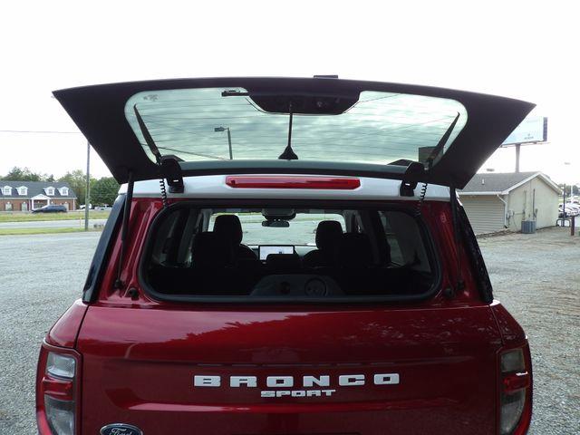 2025 Ford Bronco - $33,990