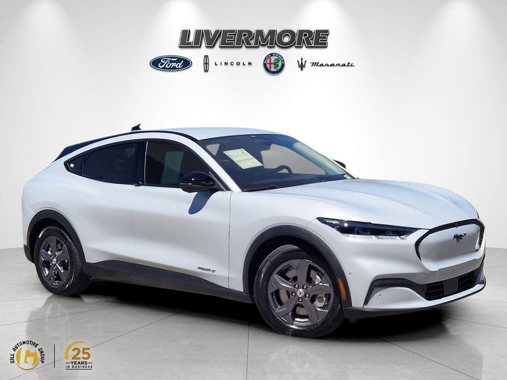 2023 Ford Mustang - $26,200