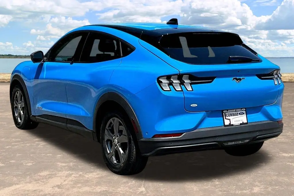 2023 Ford Mustang - $27,750