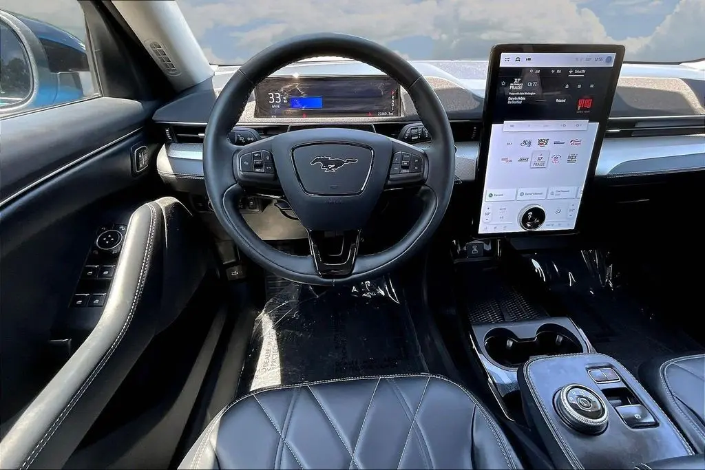 2023 Ford Mustang - $27,750
