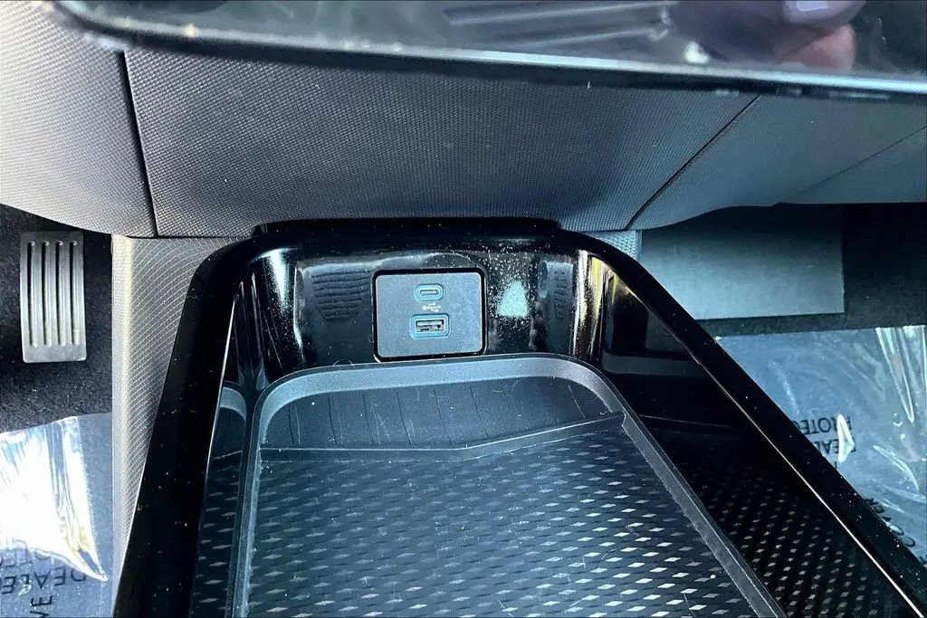 2023 Ford Mustang - $27,750