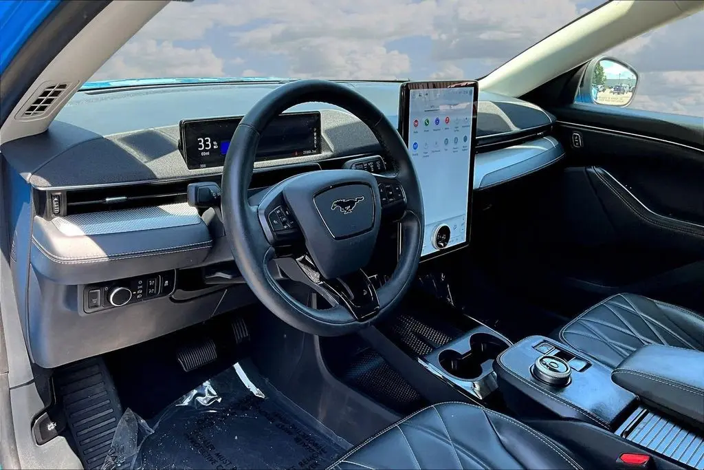 2023 Ford Mustang - $27,750