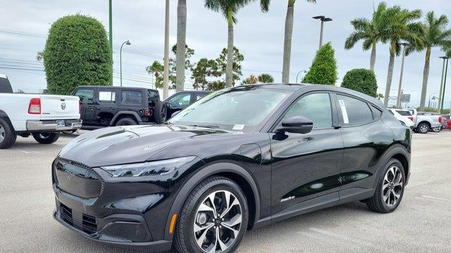 2025 Ford Mustang Mach-E Select