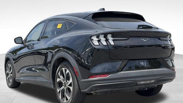 2025 Ford Mustang Mach-E Select