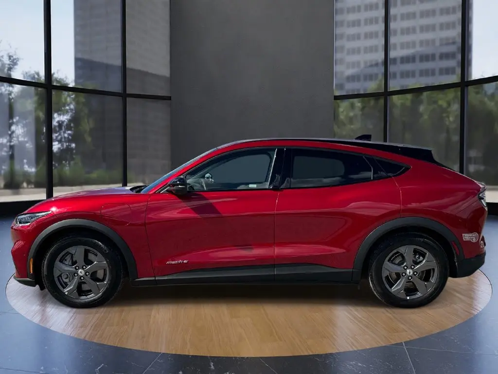 2023 Ford Mustang - $26,995