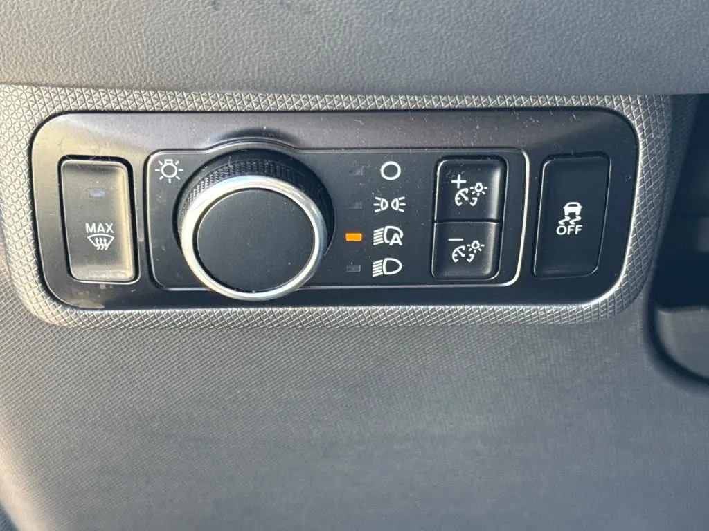 2023 Ford Mustang - $26,995