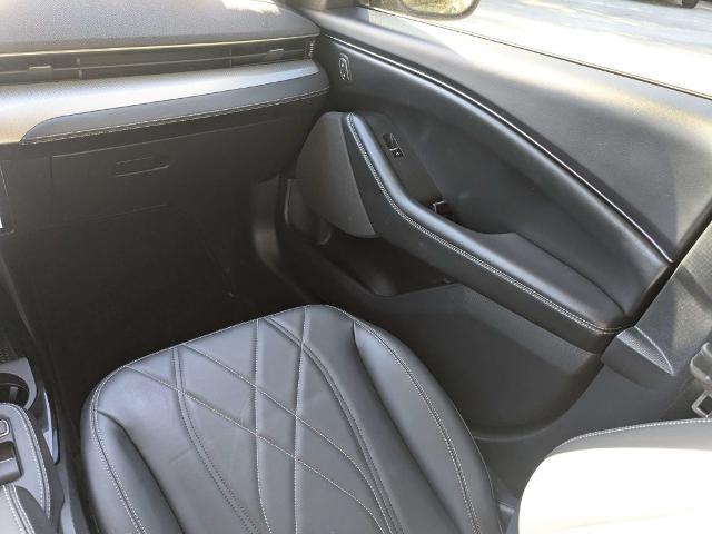 2023 Ford Mustang - $28,990