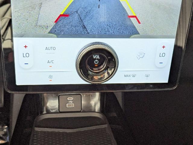 2023 Ford Mustang - $28,990