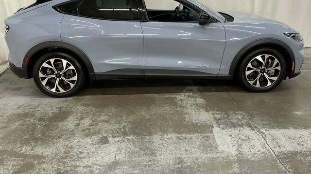 2024 Ford Mustang Mach-E Select