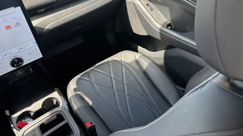 2025 Ford Mustang Mach-E Select