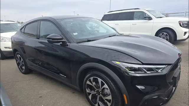 2025 Ford Mustang Mach-E Select