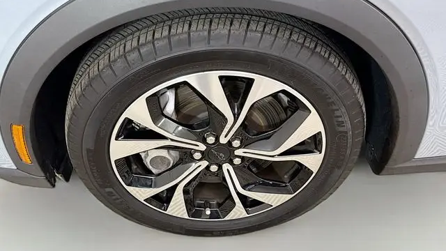 2024 Ford Mustang Mach-E Select