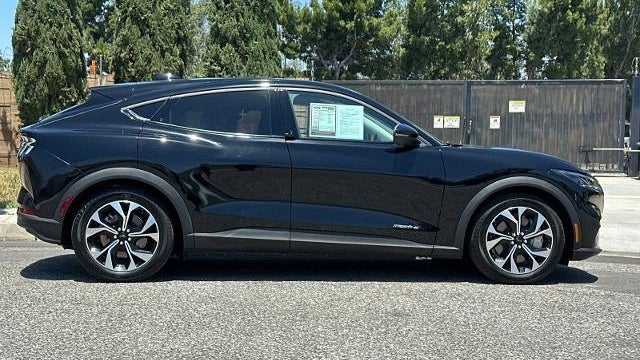2025 Ford Mustang Mach-E Select