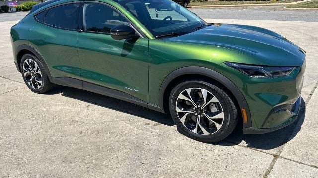 2025 Ford Mustang Mach-E Select