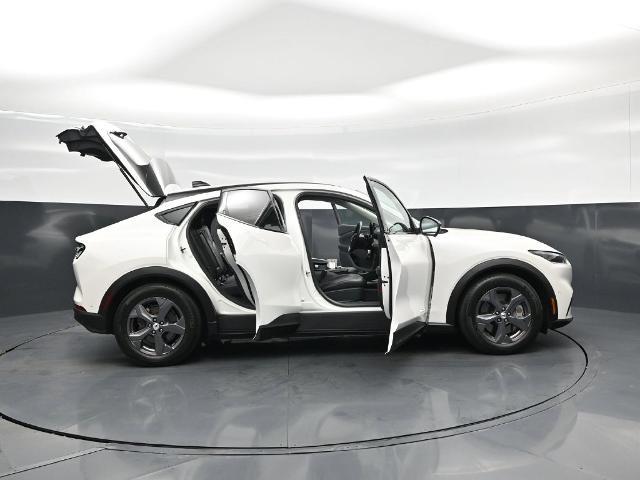2023 Ford Mustang - $24,785