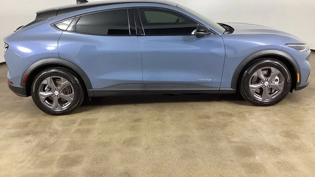 2023 Ford Mustang Mach-E Select