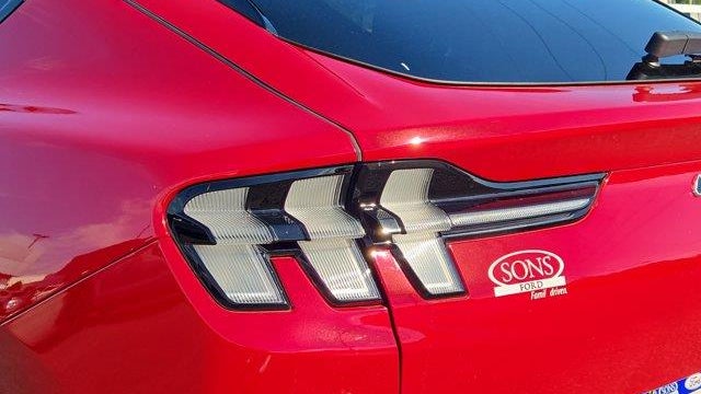 2022 Ford Mustang Mach-E Select