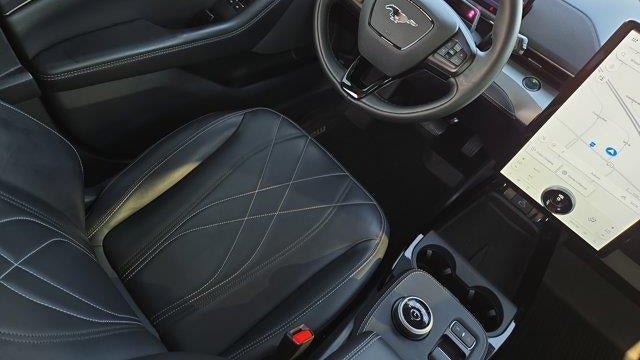2022 Ford Mustang Mach-E Select