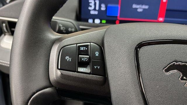 2022 Ford Mustang Mach-E Select