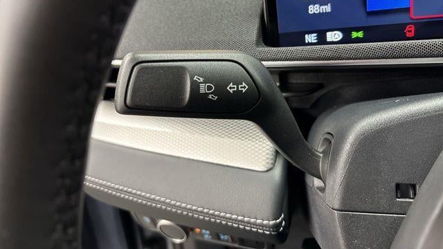 2022 Ford Mustang Mach-E Select