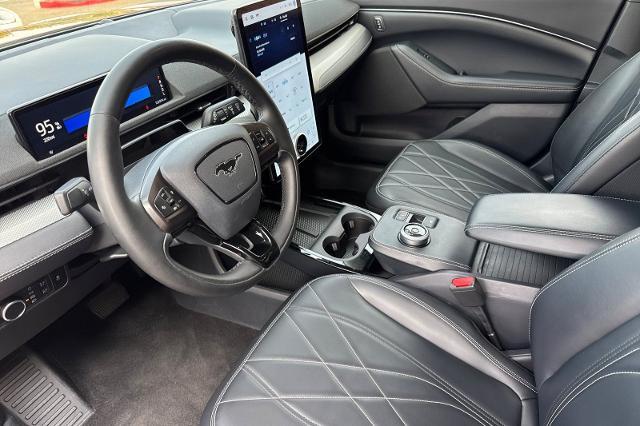 2023 Ford Mustang - $18,504