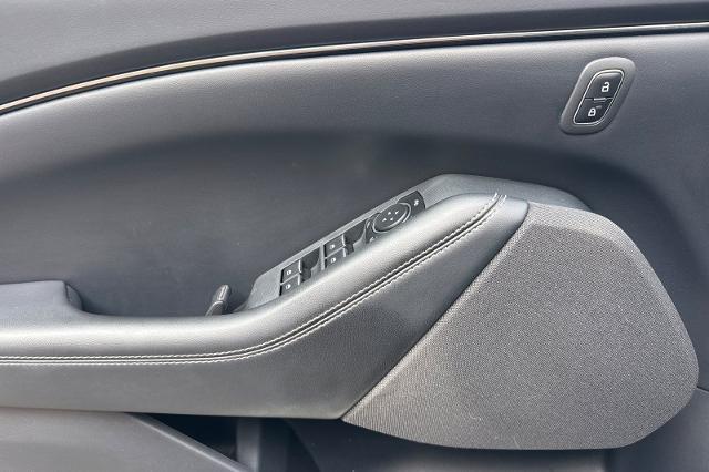 2023 Ford Mustang - $18,504