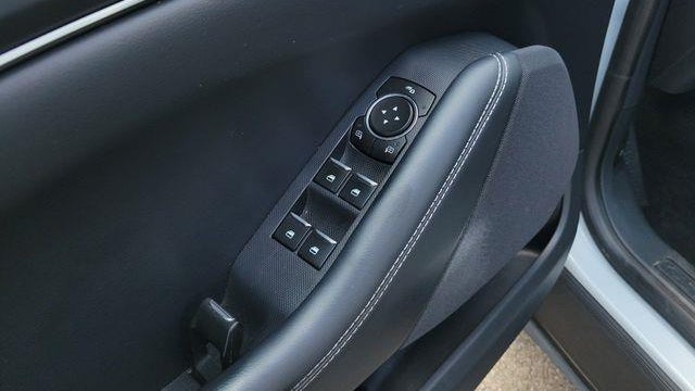 2022 Ford Mustang Mach-E Select
