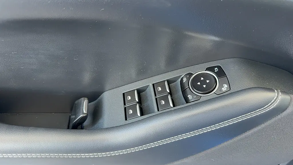 2022 Ford Mustang Mach-E Select